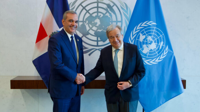 Abinader regresa al país tras pronunciar discurso ante la ONU