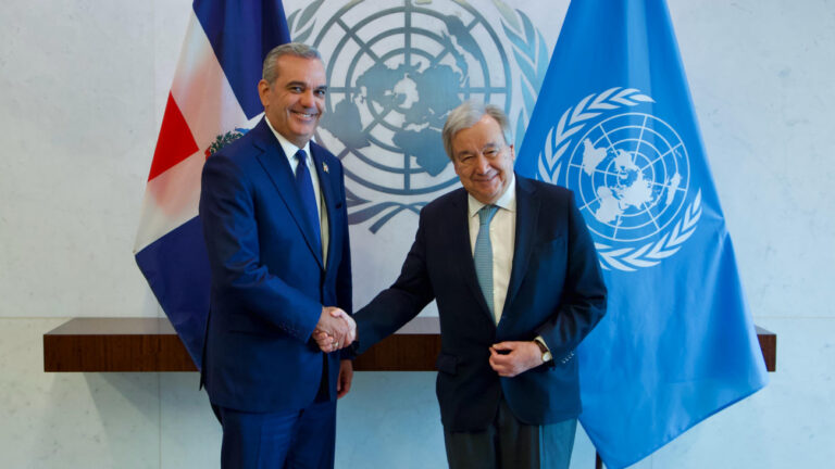 Abinader regresa al país tras pronunciar discurso ante la ONU