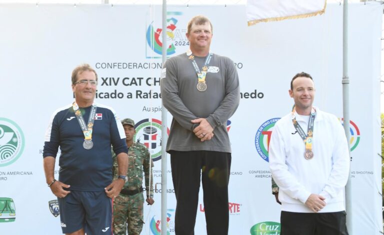 Eduardo Lorenzo obtiene clasificación olímpica en fosa tiro al plato