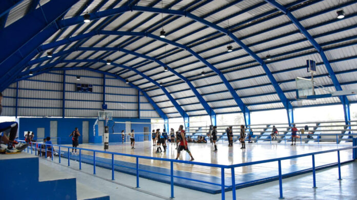 Polideportivo de Sánchez CPADP entrega obras deportivas en Samaná