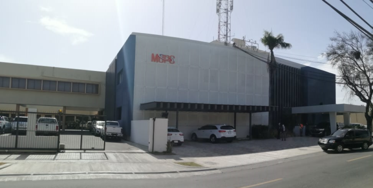 Instalarán mesa de trabajo para reforma administrativa del MOPC