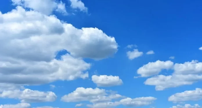 llu Nubes dispersas, disminución de las precipitaciones