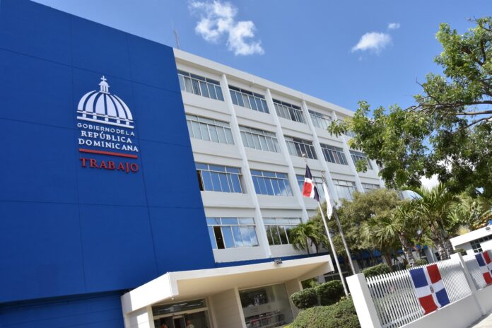 IMG-20230410-WA0017 Ministerio de Trabajo invita a jornada de empleo para Higüey