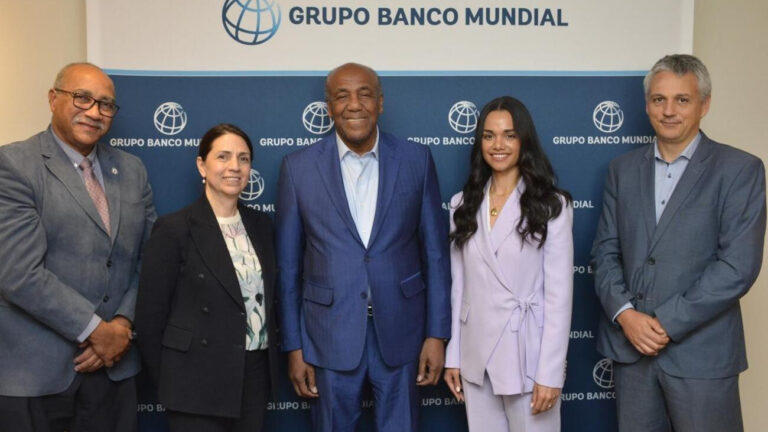 RD y el BM unen esfuerzos para impulsar la transición energética