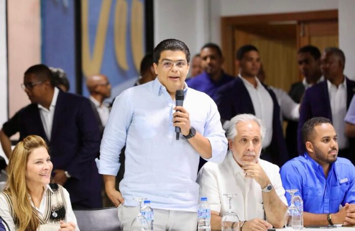 Fellito Suberví alerta sobre ambiciones futuras en el PRM