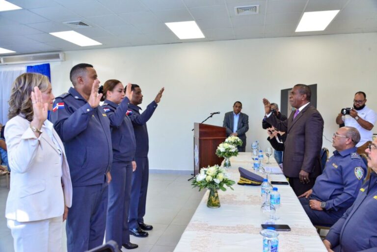 Viceministro de Interior y Policía posesiona nuevo rector del IPES
