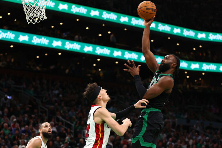 Los Celtics avanzan a las semifinales de conferencia