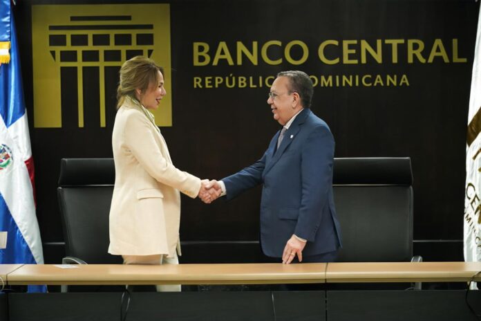 BCRD y Cultura firman acuerdo para realizar Encuesta Nacional de Consumo Cultural