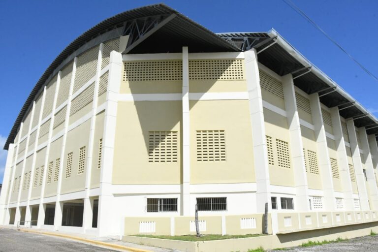 Gobierno ha entregado 46 polideportivos nuevos y reconstruidos