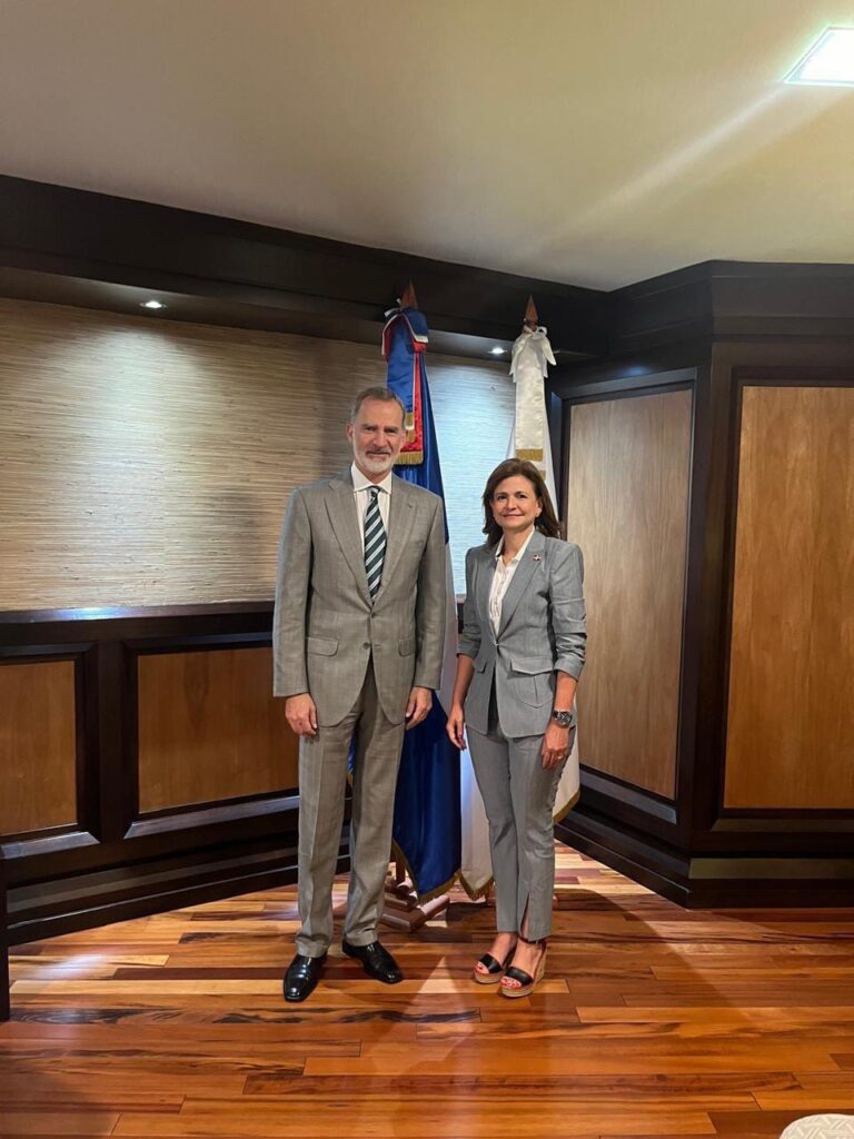 Rey Felipe VI visita la República Dominicana es recibido por vicepresidenta Raquel Peña