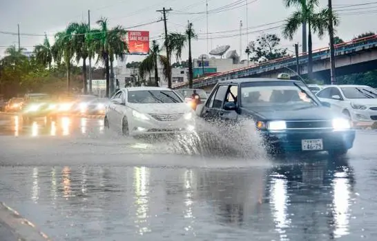 Vaguada y onda tropical continuarán provocando aguaceros