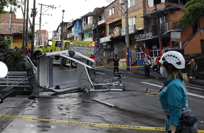 accidente-medellin-2 Accidente en el Metrocable de Medellín
