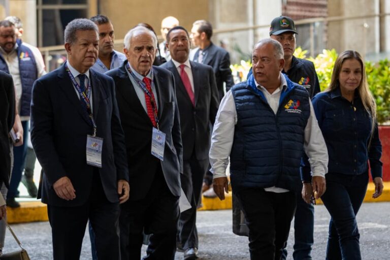 Leonel y Ernesto piden al CNE de Venezuela publicar actas de elecciones presidenciales