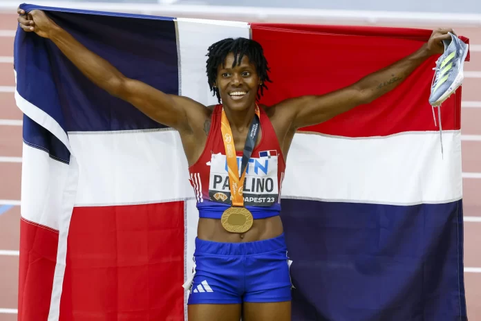 Marileidy-Paulino-Campeona Marileidy, en grupo atletas élite en campamento de Panam Sports