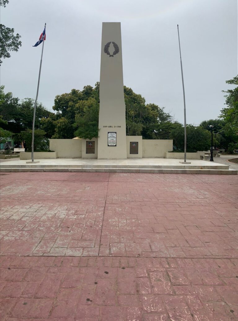 Comunidad Las Carreras se oponen a que parque central sea utilizado para construcción de cancha deportiva
