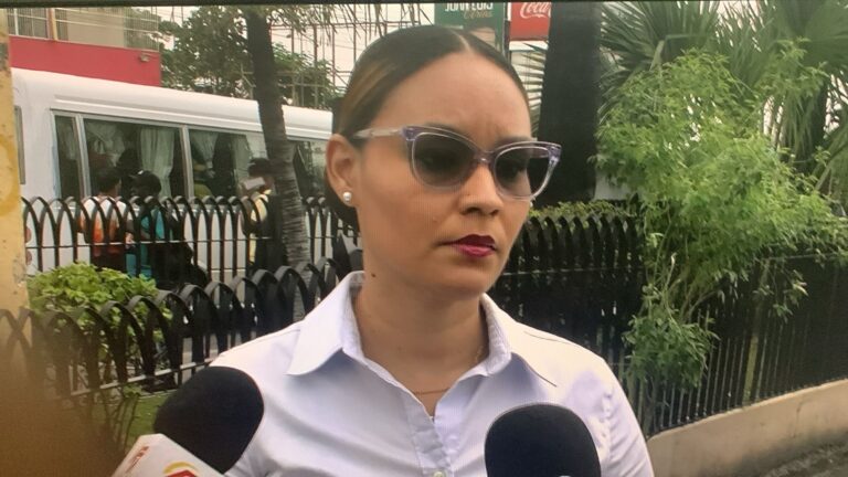 Ex regidora de Baní externa preocupación por accidentes de tránsito en carretera Sánchez