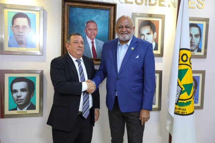 Roberto Fulcar exhorta a socios de COOPNAMA a cuidar los valores