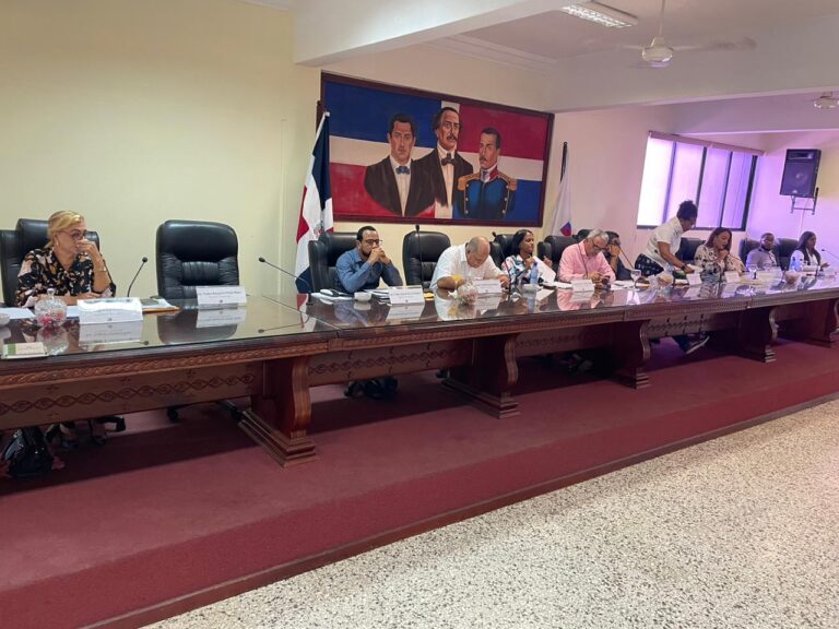 CONCEJO EDILICIO DE BANÍ RECHAZA INSTALACIÒN PLANTA ASFALTO CALIENTE EN LA COMUNIDAD CAÑAFISTOL