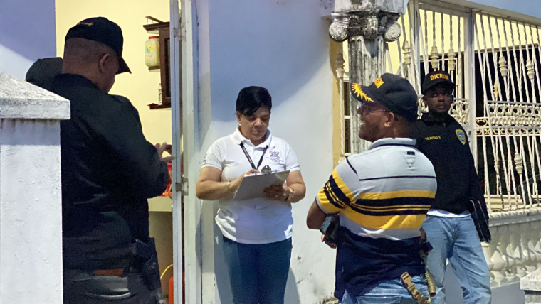 Realizan allanamiento a la vivienda del principal sospechoso en el caso de Alina Ramírez