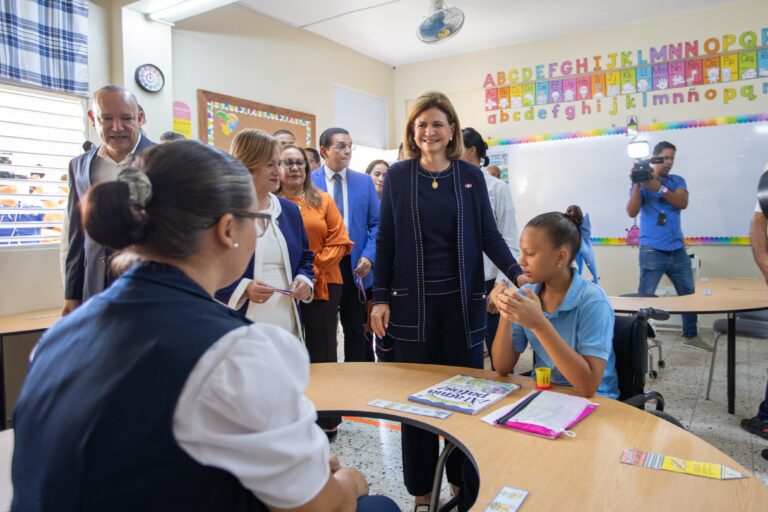 Apertura del año escolar 2024-2025 en Santiago