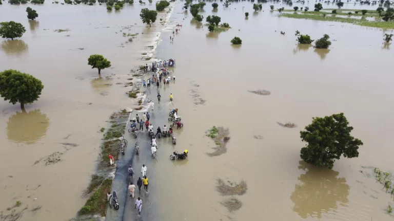 Inundaciones en Níger afectan a más de 842,000 personas