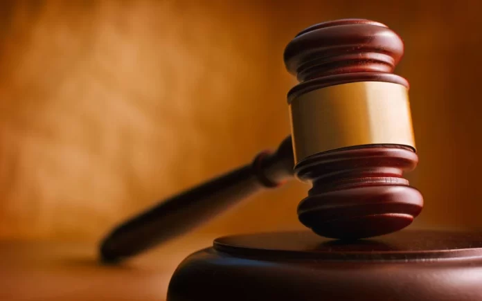 Condenan a 20 años de prisión a hombre por asesinato de su expareja