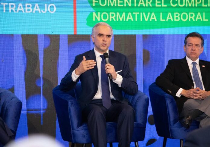 Poder Ejecutivo presenta proyecto de reforma al Código de Trabajo