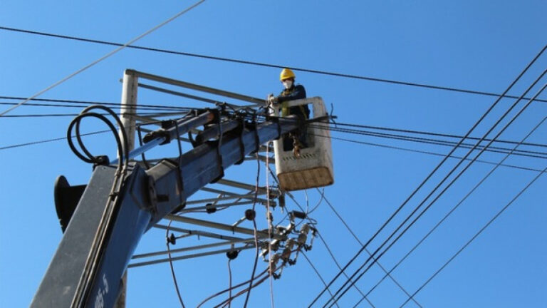 Empresarios reportan pérdidas de 300 mil pesos debido a inestabilidad eléctrica