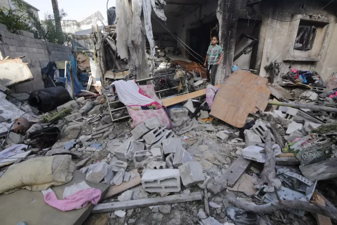 Intensifican asedio en Gaza: muertos superan los 43,000