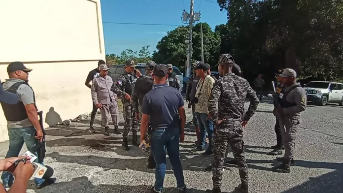 Rescatan al coronel Ricardo Bidó tras secuestro en cárcel del Kilómetro 15 de Azua