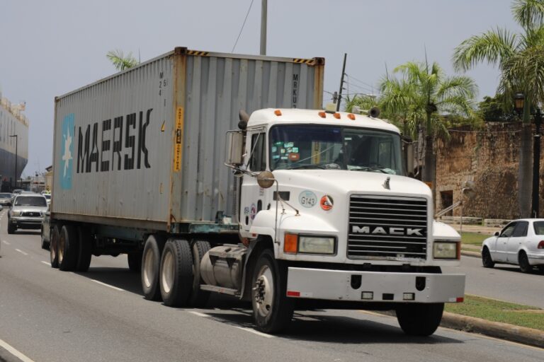 Intrant prohíbe circulación de transporte de carga en Navidad y Año Nuevo