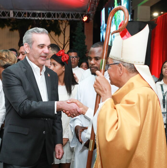 Abinader inaugura capilla San Benito Abad del Cusep