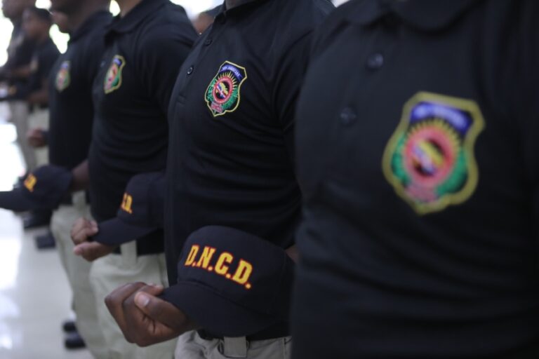 DNCD desmantela puntos de drogas en Azua