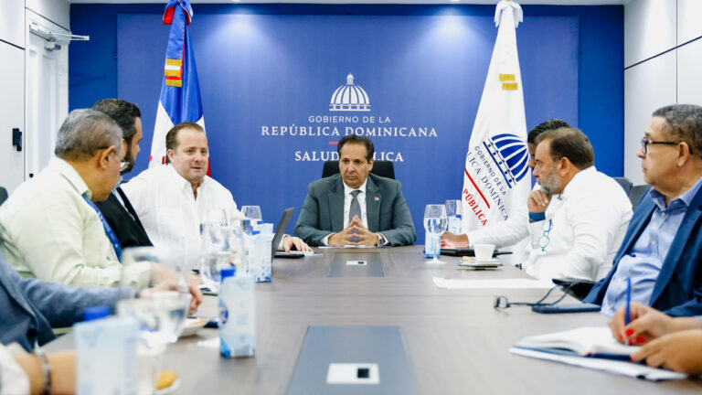 Refuerzan estrategias para elevar la calidad del sistema sanitario