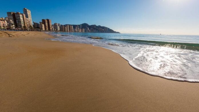 Hombre fallece de un paro cardíaco mientras se dirigía a playa