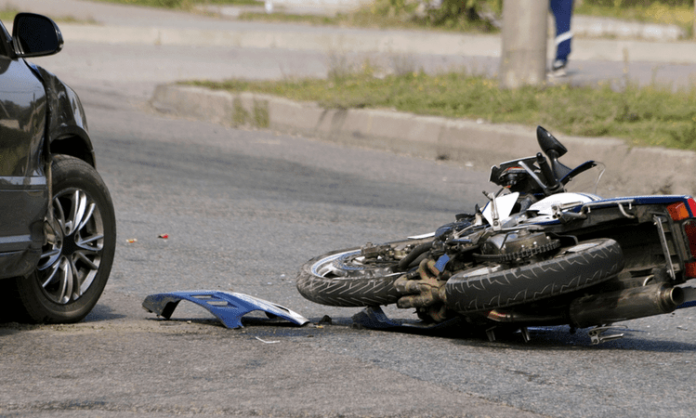 Accidente en Hatillo deja dos jóvenes heridos