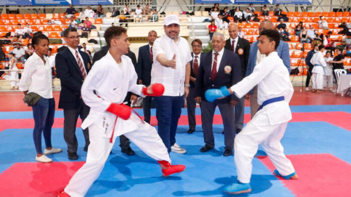 Inefi impulsa el deporte escolar