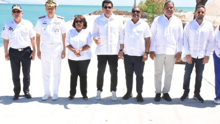 Inician construcción de terminal de cruceros en Barahona