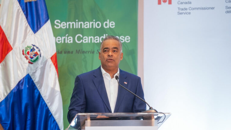 Gobierno dominicano impulsa política minera con visión hacia 2028