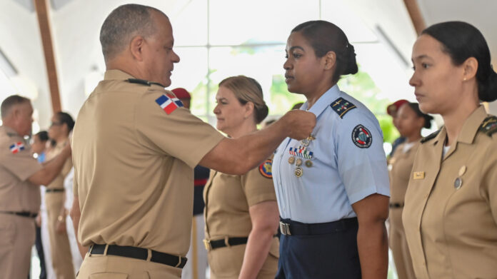 MIDE reconoce a mujeres en el Día Internacional de la Mujer