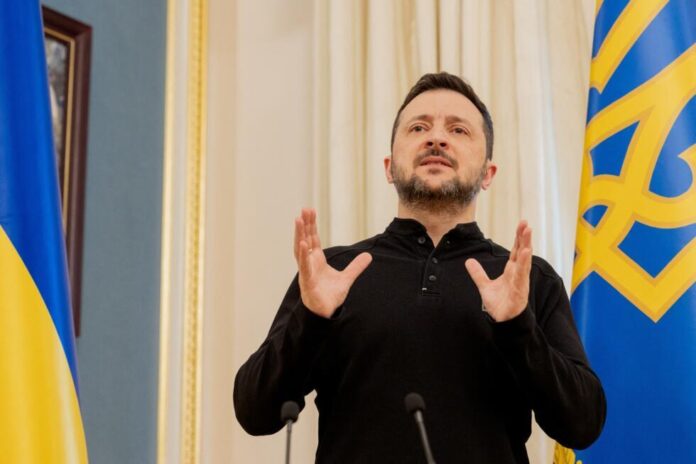 zelensky Ucrania: Stammeer pide refuerzos de fronteras y apoyo