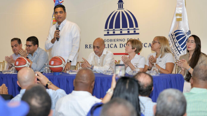Kelvin Cruz anuncia respaldo oficial a la LNBF