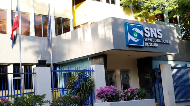 SNS anuncia licitación para remozamiento del Hospital Municipal de Bánica