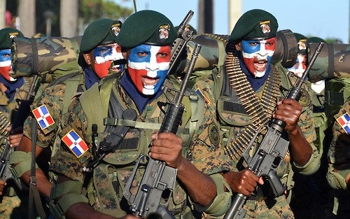 Capturan a dos hombres que transportaban haitianas ilegales