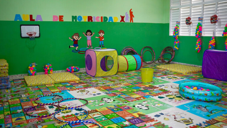 Minerd e Inefi inauguran aula de psicomotricidad en Jarabacoa