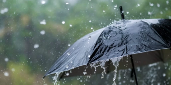 Lluvia-en-Santiago-1-750x375 Aguaceros en gran parte del país por vaguada
