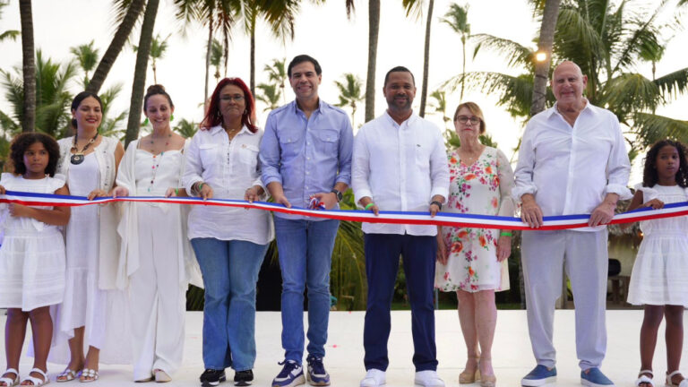Gobierno inaugura Escuela de Bellas Artes en Las Terrenas