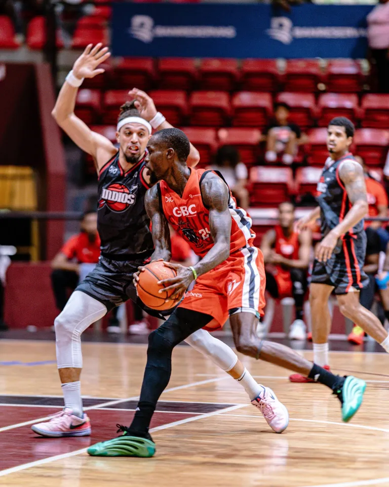 Indios logran electrizante triunfo ante los Leones