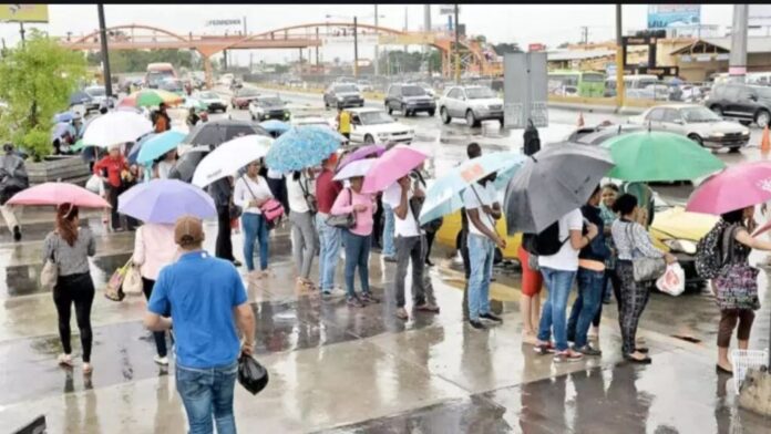 Indomet prevé lluvias desde temprano este lunes por efectos del viento este/sureste Indomet prevé lluvias desde temprano este lunes por efectos del viento este/sureste