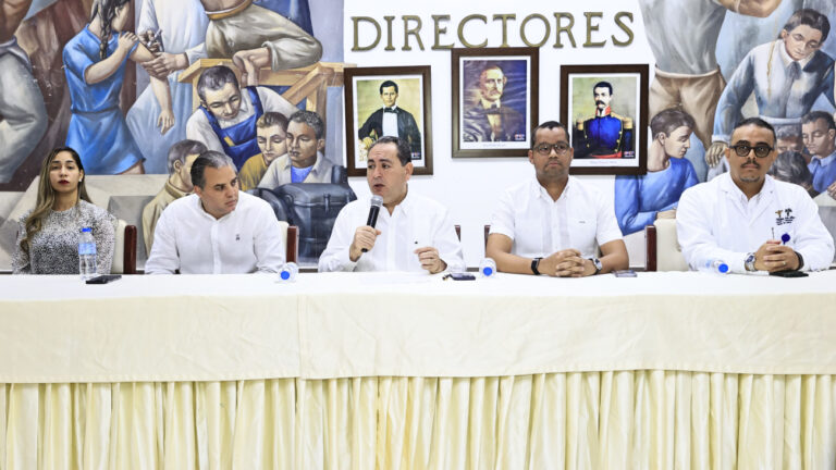 Gobierno anuncia intervención del Hospital Salvador B. Gautier con inversión superior a RD 655 millones